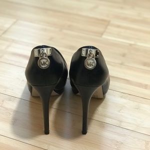 Michael kors Hamilton platform pumps